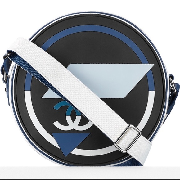 CHANEL Handbags - Authentic CHANEL Limited Edition Messenger Bag